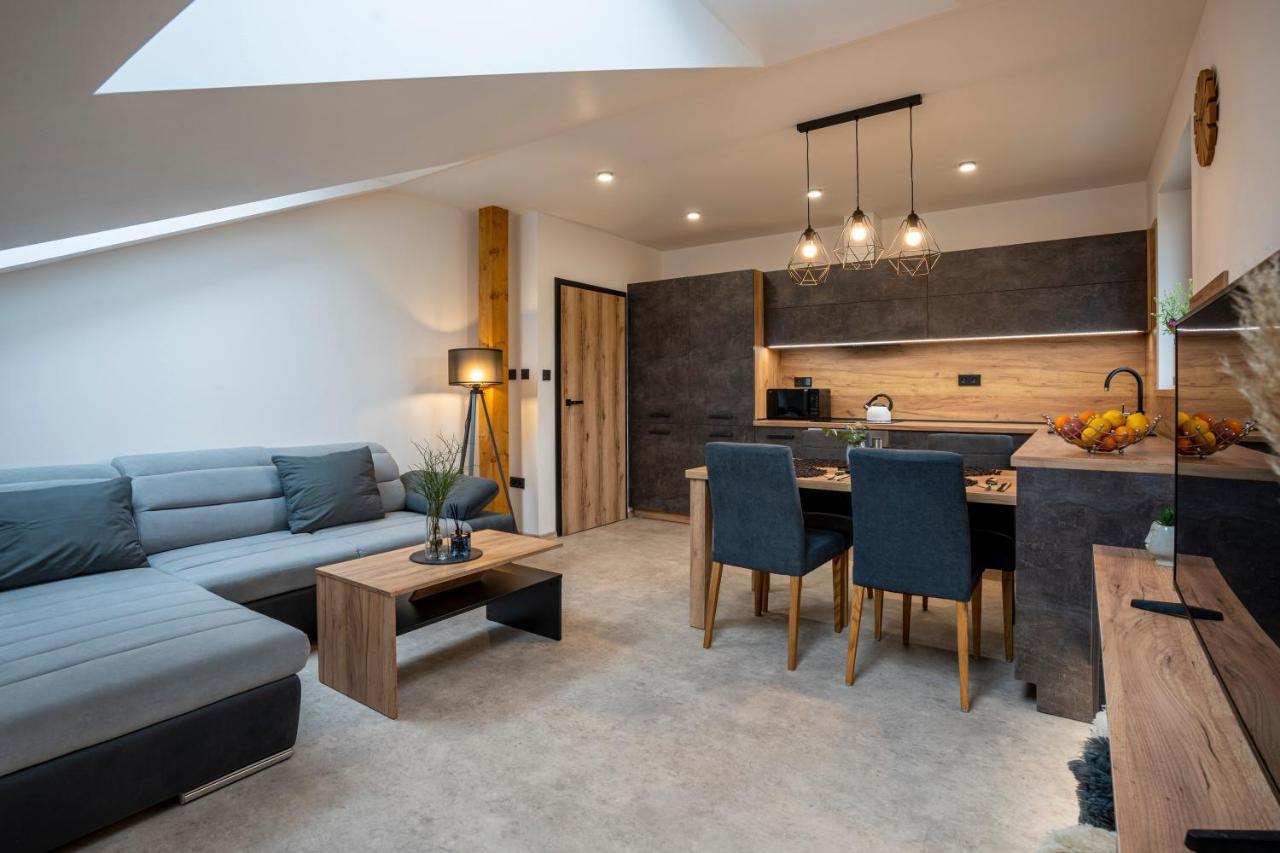 Lazenske Apartmany Náchod Esterno foto
