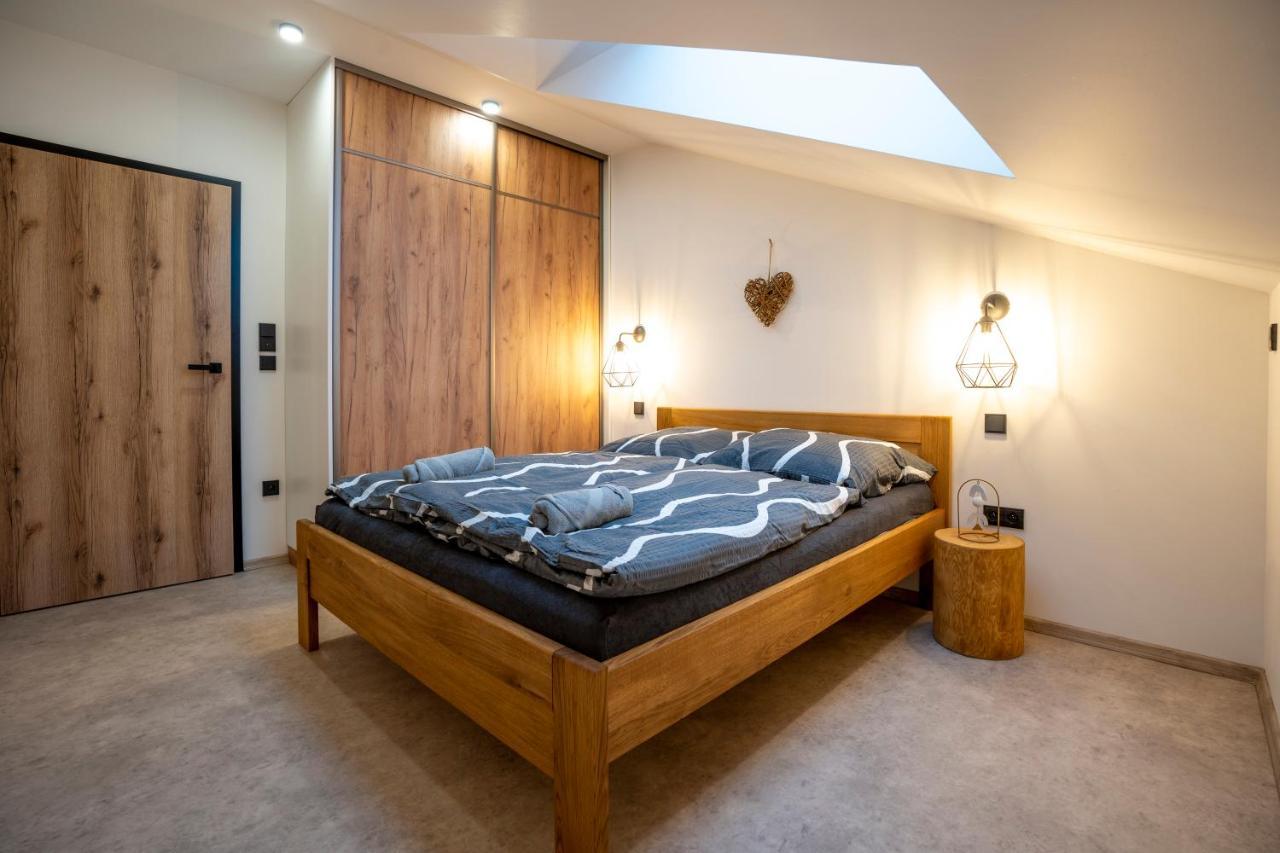 Lazenske Apartmany Náchod Esterno foto