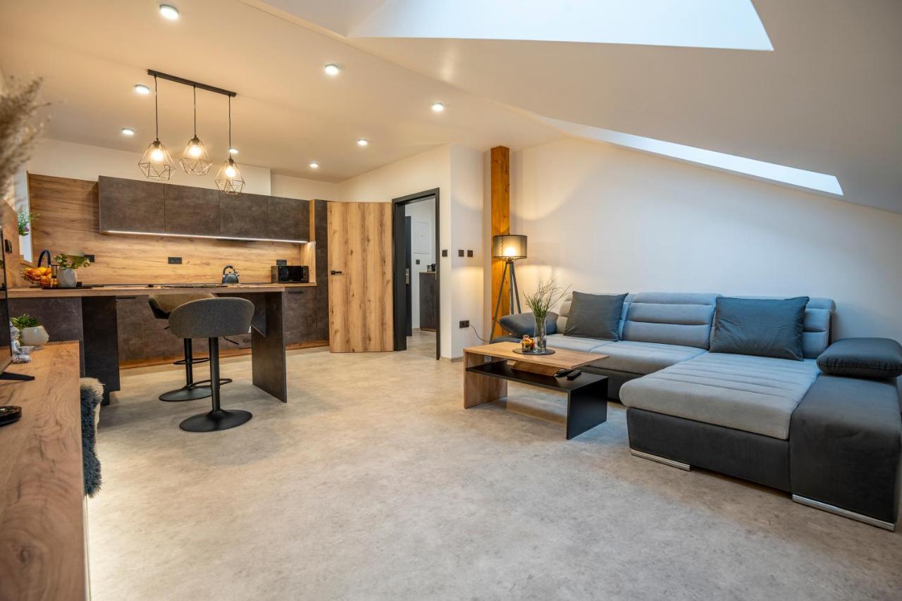 Lazenske Apartmany Náchod Esterno foto